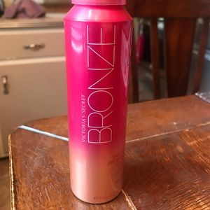 Victoria’s Secret Lot